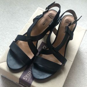 Clark’s leather sandals-9 Jaelyn Fog